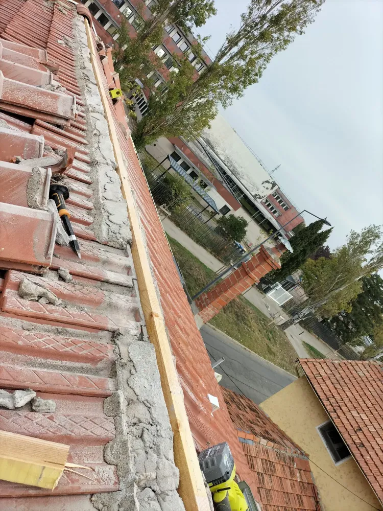 Changement tuile à Valence